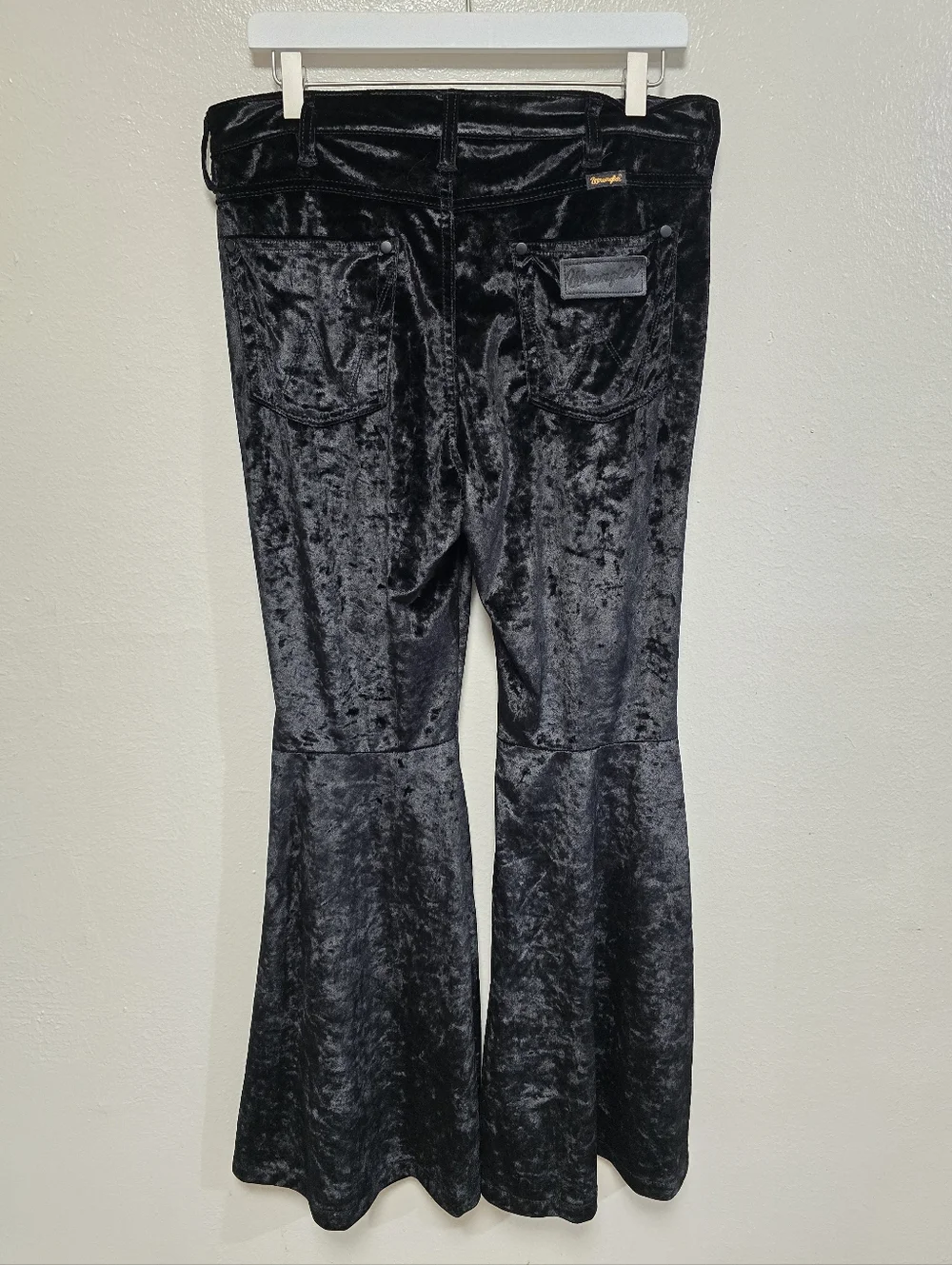 Wrangler Retro High Rise Flare Velvet Pants Size 31x32